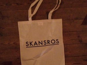 Skansros - Tygpåse ryhmässä Minishops / Luxury @ Bengans Skivbutik AB (1111614)