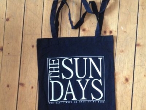 The Sun Days - Tygpåse ryhmässä MERCH @ Bengans Skivbutik AB (1111616)