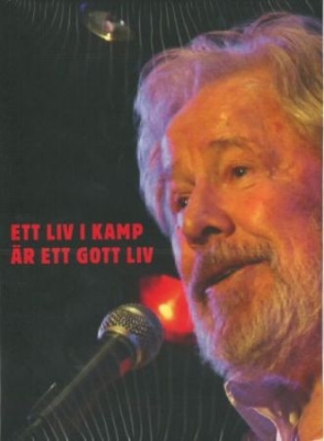 Ett liv i kamp är ett gott liv ryhmässä Elokuva DVD @ Bengans Skivbutik AB (1301081)