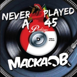 Macka B - Never Played A 45 ryhmässä CD @ Bengans Skivbutik AB (1539743)