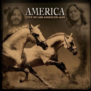 America - Live In L.A. 1978 ryhmässä CD @ Bengans Skivbutik AB (1946843)