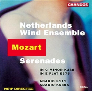 Mozart - Wind Serenades (Nl Wind) ryhmässä ME SUOSITTELEMME / Joululahjavinkki: CD @ Bengans Skivbutik AB (2013020)