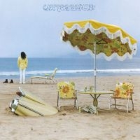 NEIL YOUNG - ON THE BEACH ryhmässä ME SUOSITTELEMME / 200 albumia, jotka kannattaa omistaa @ Bengans Skivbutik AB (2032701)