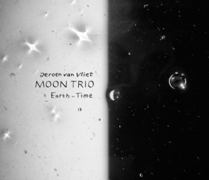 Moon Trio - Earth-Time ryhmässä CD @ Bengans Skivbutik AB (2060856)