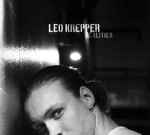 Krepper Leo - Realities ryhmässä CD @ Bengans Skivbutik AB (2407952)