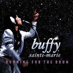 Buffy Sainte-Marie - Running For The Drum (Cd+Dvd) ryhmässä ME SUOSITTELEMME / Joululahjavinkki: CD @ Bengans Skivbutik AB (2414227)