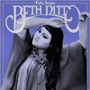 Ditto Beth - Fake Sugar ryhmässä ME SUOSITTELEMME / Joululahjavinkki: CD @ Bengans Skivbutik AB (2430130)