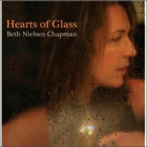 Chapman Beth Nielsen - Hearts Of Glass ryhmässä ME SUOSITTELEMME / Joululahjavinkki: CD @ Bengans Skivbutik AB (3099116)