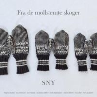 Fra De Mollstemte Skoger - Sny ryhmässä CD @ Bengans Skivbutik AB (3487863)