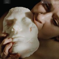 Pharmakon - Devour (Ltd Half Balck Half White V ryhmässä ME SUOSITTELEMME / Joululahjavinkki: Vinyyli @ Bengans Skivbutik AB (3661453)