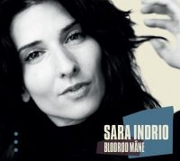 Indrio Sara - Blodrød Måne ryhmässä CD @ Bengans Skivbutik AB (3718220)