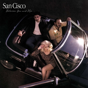 San Cisco - Between You And Me ryhmässä VINYYLI @ Bengans Skivbutik AB (3841855)