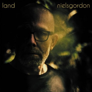 Niels Gordon - Land ryhmässä ME SUOSITTELEMME / Bengans  Distribution Uutuudet @ Bengans Skivbutik AB (3899164)