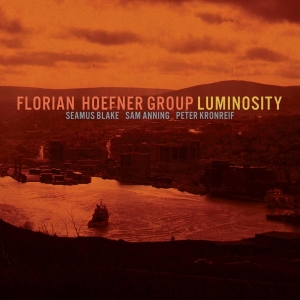 Hofner Florian - Luminosity ryhmässä CD @ Bengans Skivbutik AB (3920665)