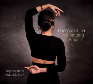 Bongwool Lee - My Singing Fingers ryhmässä CD @ Bengans Skivbutik AB (3923552)