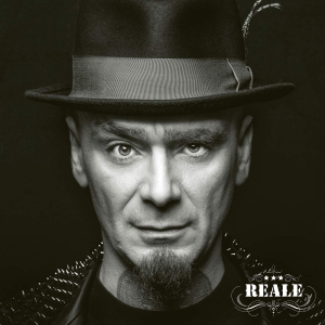 J-Ax - Reale ryhmässä CD @ Bengans Skivbutik AB (3928577)