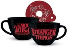 Stranger Things (The World is Turning Upside Down Cappuccino Mug And Stencil ryhmässä MERCH @ Bengans Skivbutik AB (3948592)