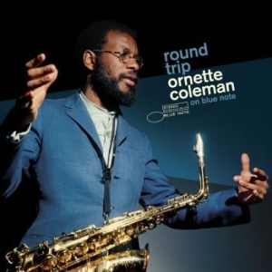 Ornette Coleman - Round Trip: Ornette Coleman On Blue ryhmässä ME SUOSITTELEMME / Musiikkiboksit @ Bengans Skivbutik AB (4114910)