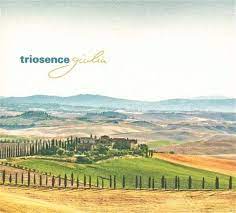 Triosence - Giulia ryhmässä VINYYLI @ Bengans Skivbutik AB (4117718)