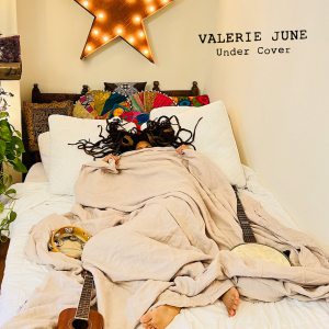 Valerie June - Under Cover ryhmässä ME SUOSITTELEMME / Årsbästalistor 2022 / Årsbästa 22 Morgan @ Bengans Skivbutik AB (4184408)