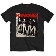 Ramones - Unisex T-Shirt: Rocket to Russia ryhmässä Minishops / Ramones @ Bengans Skivbutik AB (4213288r)