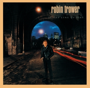 Robin Trower - In The Line Of Fire ryhmässä Minishops / Robin Trower @ Bengans Skivbutik AB (4220981)