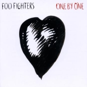 Foo Fighters - One By One ryhmässä Minishops / Foo Fighters @ Bengans Skivbutik AB (4263057)