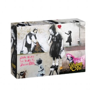 Banksy - Banksy Girl On A Stool (1000Pc) Puzzle ryhmässä MERCH @ Bengans Skivbutik AB (4264581)