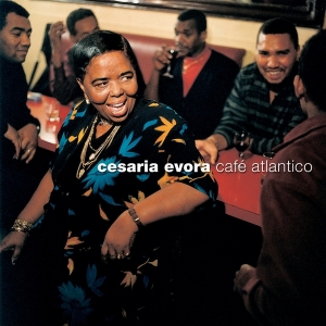 Cesária Evora - Cafe Atlantico ryhmässä VINYYLI @ Bengans Skivbutik AB (4278351)