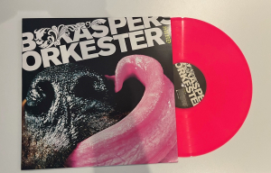 Bo Kaspers Orkester - Hund (Röd Vinyl) ryhmässä Minishops / Bo Kaspers Orkester @ Bengans Skivbutik AB (4286979)