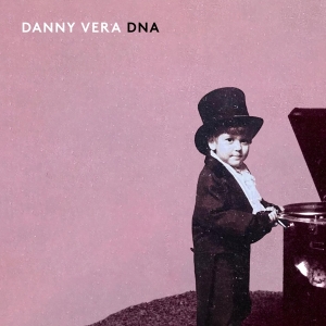 Danny Vera - Dna ryhmässä ME SUOSITTELEMME / Joululahjavinkki: CD @ Bengans Skivbutik AB (4313416)