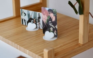 K-pop Tillbehör - K-pop Photocard Holders (2 st Vita) ryhmässä VARUSTEET @ Bengans Skivbutik AB (4379888)