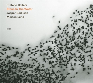 Stefano Bollani Jesper Bodilsen Mor - Stone In The Water ryhmässä CD @ Bengans Skivbutik AB (524761)