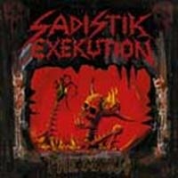 Sadistik Exekution - Magus ryhmässä CD @ Bengans Skivbutik AB (547104)