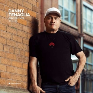 Danny Tenaglia - Global Underground #45: Danny ryhmässä VINYYLI @ Bengans Skivbutik AB (5504373)