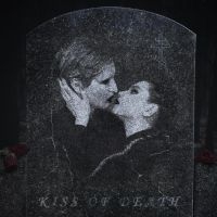 Ic3peak - Kiss Of Death ryhmässä Kommande produkter - 10 procent @ Bengans Skivbutik AB (5517703)