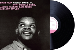 Walter Davis Jr. - Davis Cup ryhmässä VINYYLI @ Bengans Skivbutik AB (5518678)