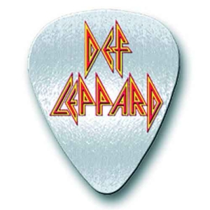 Def Leppard - Pick Logo Pin Badge ryhmässä MERCHANDISE @ Bengans Skivbutik AB (5537296)