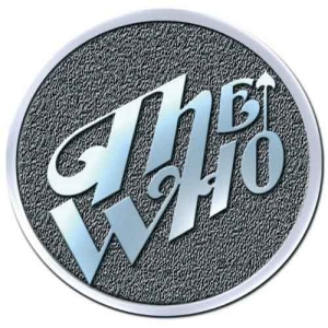 The Who - Arrow Logo Hichrome Pin Badge ryhmässä MERCHANDISE @ Bengans Skivbutik AB (5537441)