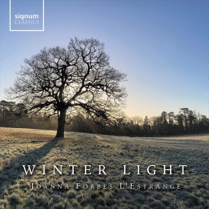 Joanna Forbes L'estrange - Winter Light ryhmässä ME SUOSITTELEMME / Perjantain julkaisut / Fredag den 9:e augusti @ Bengans Skivbutik AB (5557046)