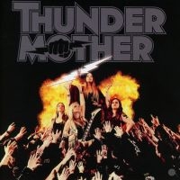 Thundermother - Heat Wave (With Bonus Tracks) ryhmässä CD / Hårdrock @ Bengans Skivbutik AB (5559209)