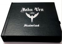 Ven John - Shadowland (Cd Box) ryhmässä ME SUOSITTELEMME / Perjantain julkaisut / Fredag den 30:e augusti 2024 @ Bengans Skivbutik AB (5560555)