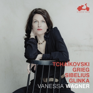 Vanessa Wagner - Glinka, Grieg, Sibelius & Tchaikovs ryhmässä ME SUOSITTELEMME / Perjantain julkaisut / Fredag den 4:e oktober 2024 @ Bengans Skivbutik AB (5562609)