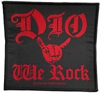 Dio - Patch We Rock (9,5 X 10 Cm) ryhmässä MERCHANDISE / Accessoarer / Kommande / Hårdrock @ Bengans Skivbutik AB (5577525)