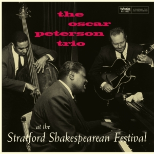 The Oscar Peterson Trio - At The Stratford Shakespearean Festival ryhmässä VINYYLI / Kommande / Jazz @ Bengans Skivbutik AB (5582001)