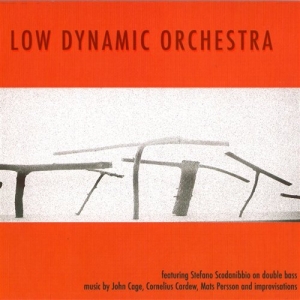 Cage John / Cardew Cornelius - Low Dynamic Orchestra ryhmässä ME SUOSITTELEMME / Joululahjavinkki: CD @ Bengans Skivbutik AB (562477)