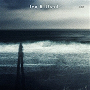 Iva Bittová - Solo ryhmässä CD / Elektroniskt,World Music @ Bengans Skivbutik AB (580708)