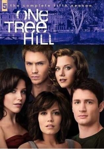 One Tree Hill - Säsong 5 ryhmässä Elokuva DVD @ Bengans Skivbutik AB (830076)