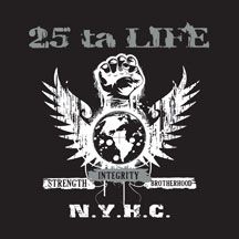 25 Ta Life - Strength Integrity Brotherhood ryhmässä VINYYLI @ Bengans Skivbutik AB (2004271)