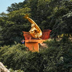 Fofana Lamin - Brancusi Sculpting Beyonce